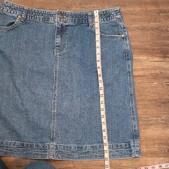 Christopher & Banks Blue Knee-length Denim Pencil Skirt Size 14 - Picture 9 of 10